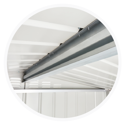 Main centre roof beam